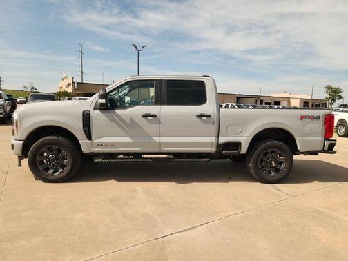 Avalanche 2026 Ford F-250 XL
