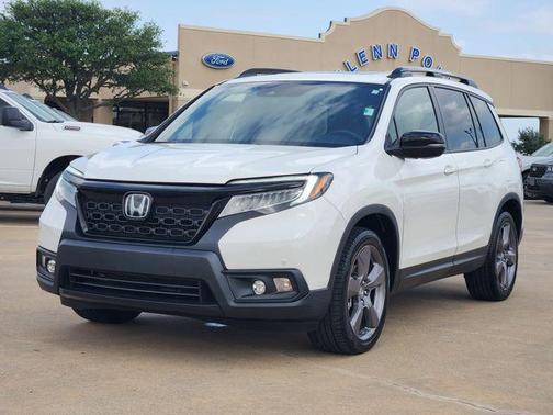 Platinum White Pearl 2021 Honda Passport Touring