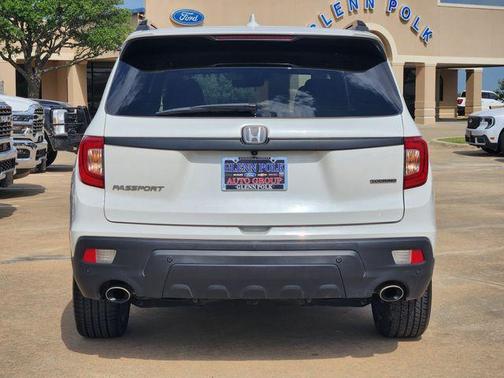 Platinum White Pearl 2021 Honda Passport Touring