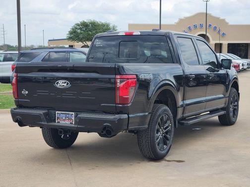 Agate Black Metallic 2026 Ford F-150 XLT