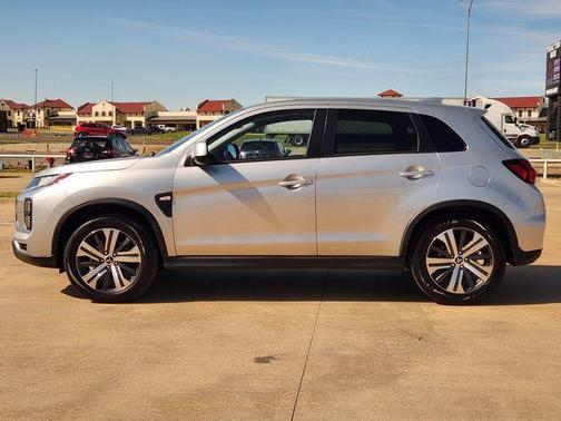 2025 Mitsubishi Outlander Sport 2.0 ES