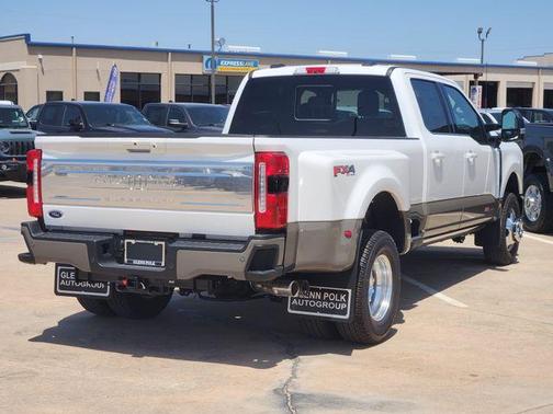 Star White 2026 Ford F-350 King Ranch