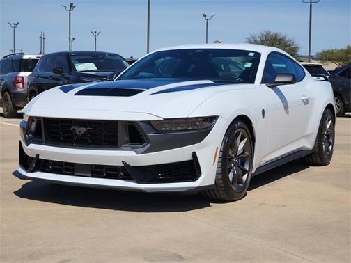 2024 Ford Mustang Dark Horse