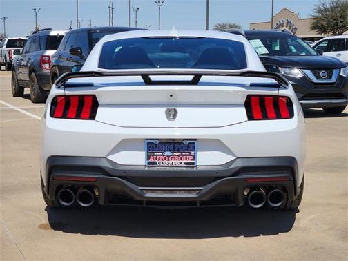 2024 Ford Mustang Dark Horse