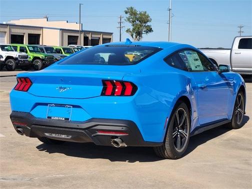 2025 Ford Mustang EcoBoost