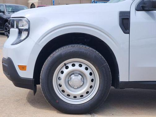 Space White Metallic 2026 Ford Maverick XL