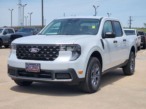 Space White Metallic 2026 Ford Maverick XLT