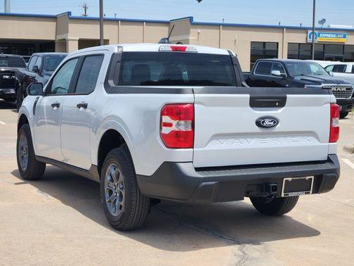 Space White Metallic 2026 Ford Maverick XLT