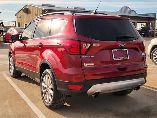 2019 Ford Escape SEL