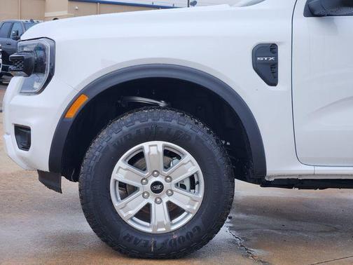 Oxford White 2025 Ford Ranger XL