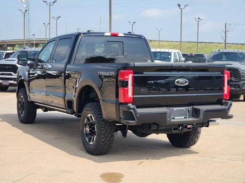 Agate Black Metallic 2026 Ford F-250 Lariat