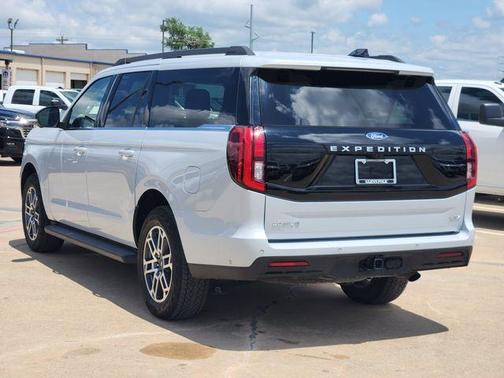 Space Silver 2025 Ford Expedition Max Active