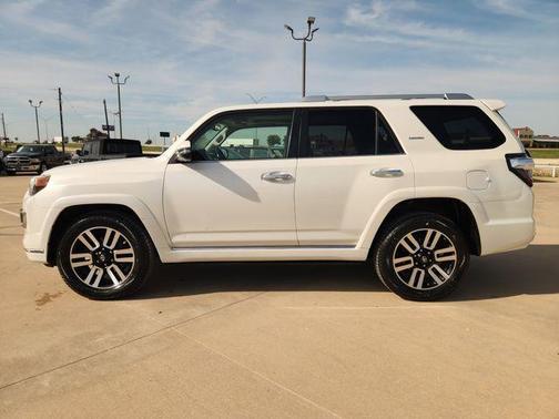Blizzard Pearl 2015 Toyota 4Runner Limited