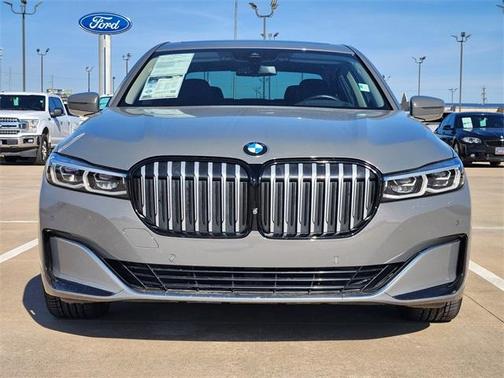2020 BMW 740 i