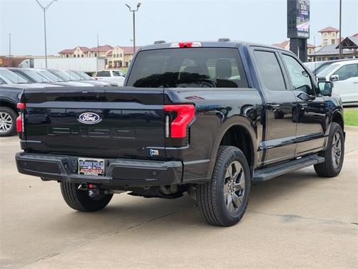 2025 Ford F-150 Lightning Flash