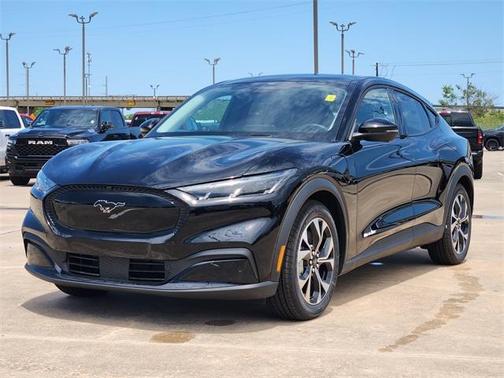 2025 Ford Mustang Mach-E Select