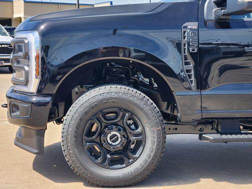 Agate Black Metallic 2026 Ford F-250 XL
