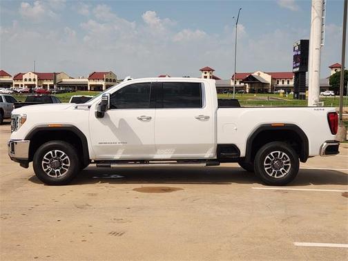 2022 GMC Sierra 2500 SLT