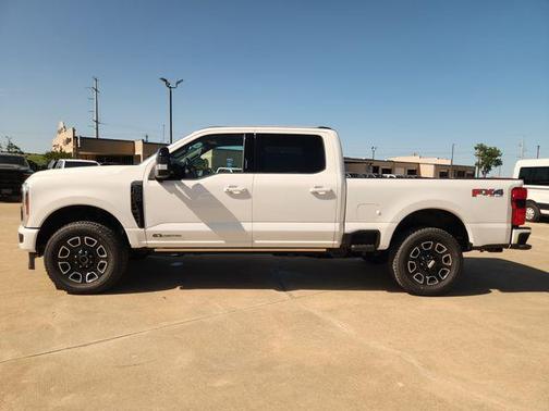 Star White 2026 Ford F-250 Platinum