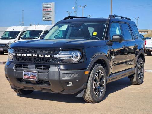 Shadow Black 2026 Ford Bronco Sport Outer Banks
