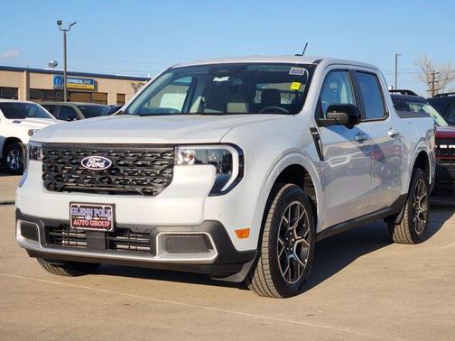 Space White Metallic 2025 Ford Maverick Lariat