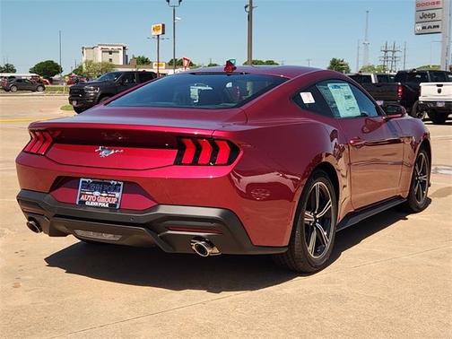 2025 Ford Mustang EcoBoost