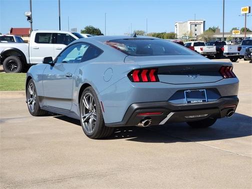2025 Ford Mustang EcoBoost