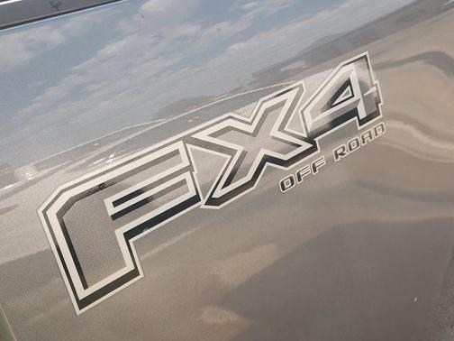 Carbonized Gray Metallic 2024 Ford F-250 XLT