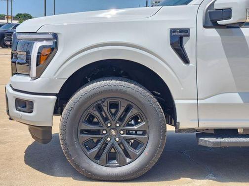 Avalanche 2026 Ford F-150 Lariat