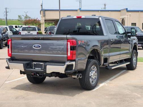 Carbonized Gray Metallic 2026 Ford F-250 Lariat