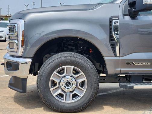Carbonized Gray Metallic 2026 Ford F-250 Lariat