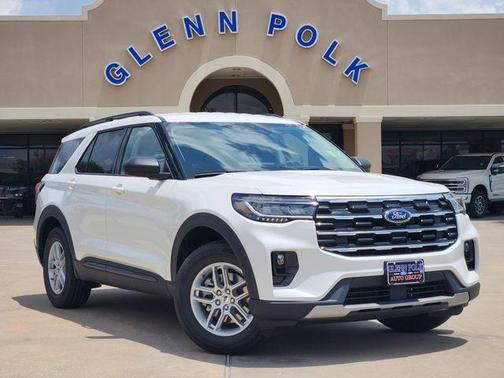 Star White 2026 Ford Explorer Active
