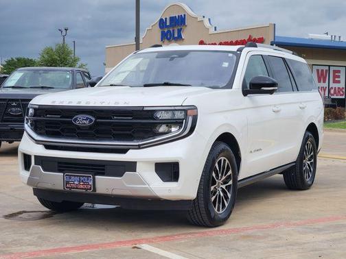 Star White 2025 Ford Expedition Platinum