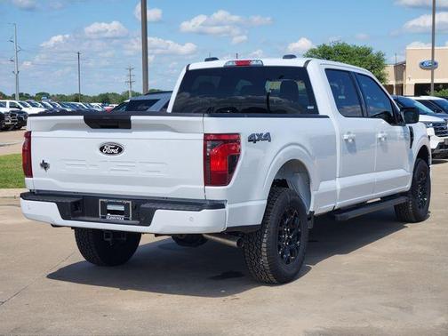 Oxford White 2026 Ford F-150 XLT