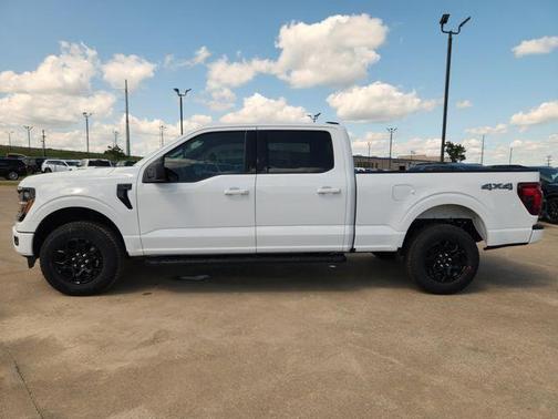 Oxford White 2026 Ford F-150 XLT