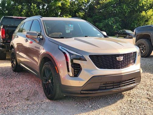 Latte 2023 Cadillac XT4 Sport