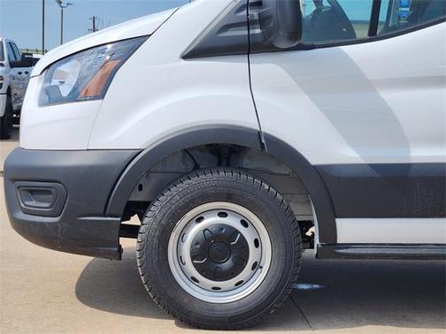 2025 Ford Transit-250 148 WB Medium Roof Cargo