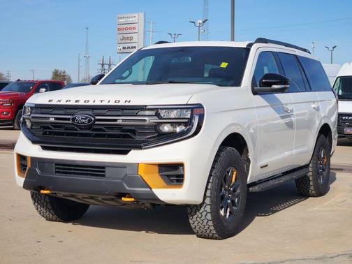 Star White 2026 Ford Expedition Tremor