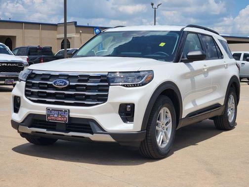 Star White 2026 Ford Explorer Active