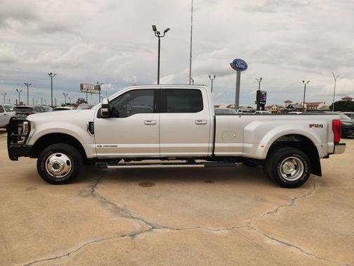 Ingot Silver 2019 Ford F-350 Lariat Super Duty