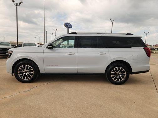 Space Silver 2025 Ford Expedition Max Platinum