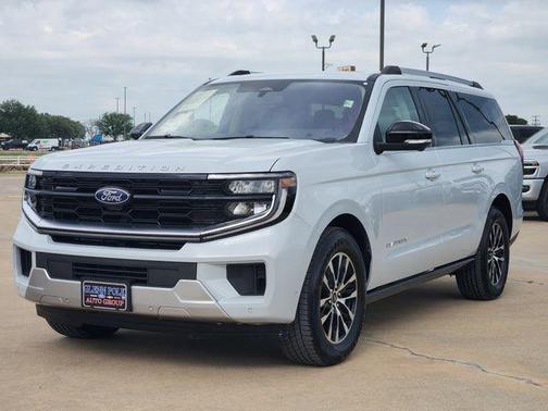 Space Silver 2025 Ford Expedition Max Platinum
