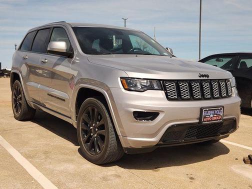 2020 Jeep Grand Cherokee Altitude