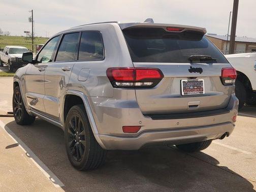 2020 Jeep Grand Cherokee Altitude