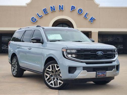 Glacier Gray Metallic 2025 Ford Expedition Platinum