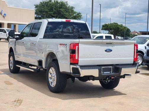 Avalanche 2026 Ford F-250 Lariat