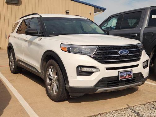 Star White 2020 Ford Explorer XLT