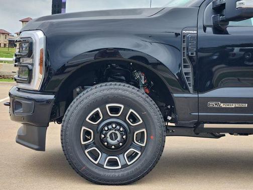 Agate Black Metallic 2026 Ford F-250 Platinum