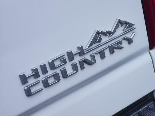 Summit White 2024 Chevrolet Silverado 3500 High Country