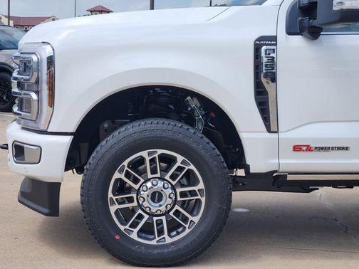 Star White 2026 Ford F-350 Platinum